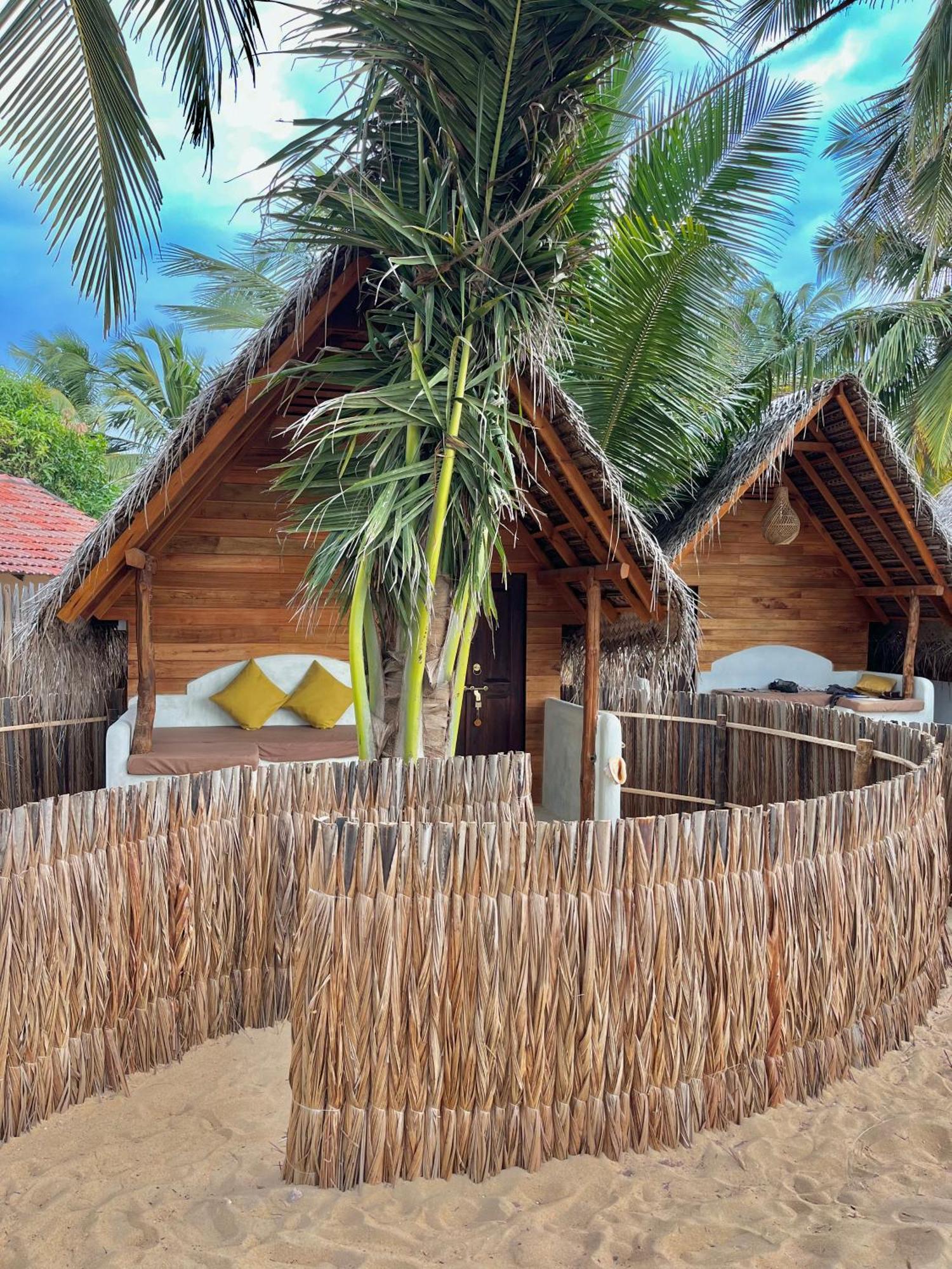 Windy Waves Kite Beach & Nature Resort Kalpitiya Esterno foto